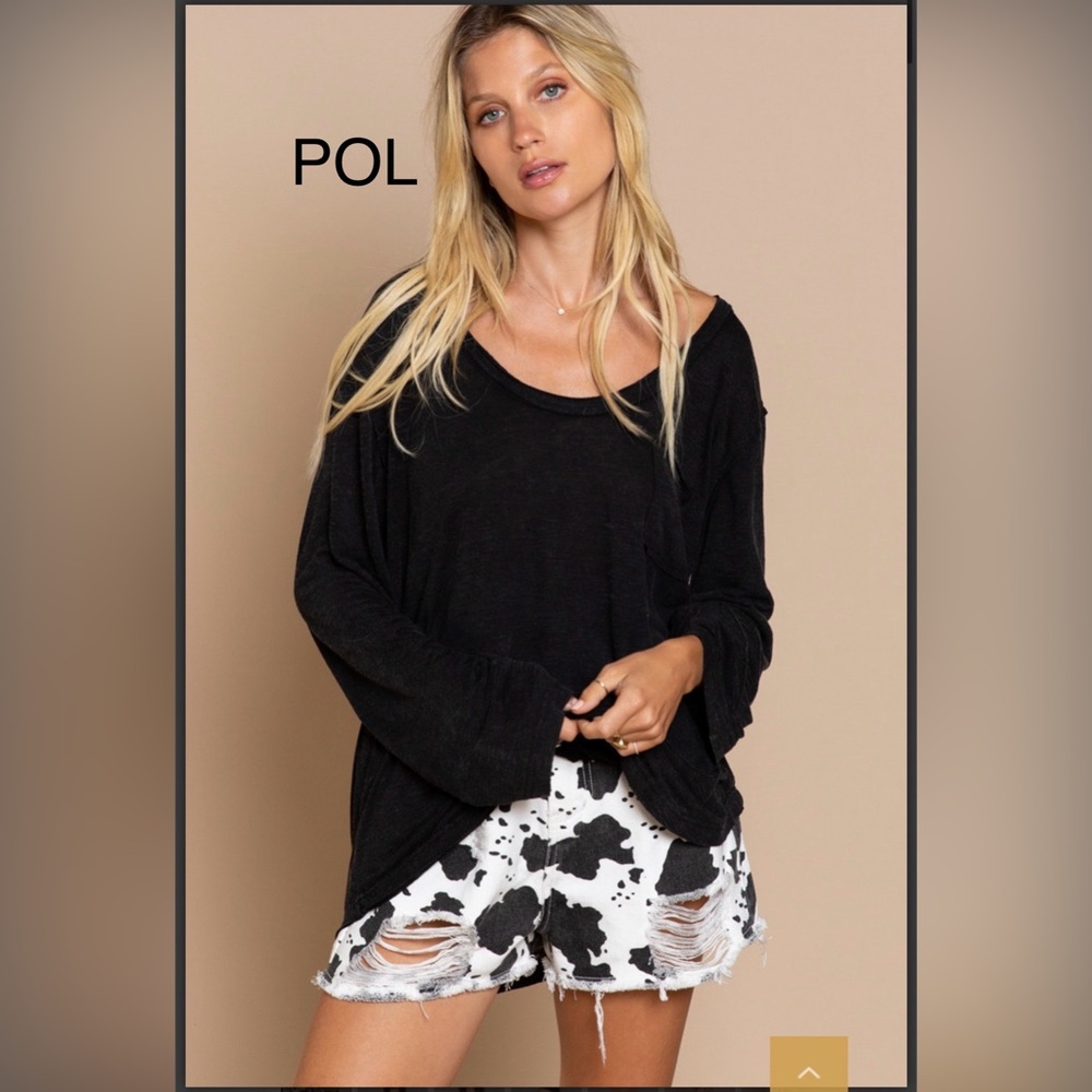 BP215-1🖤POL pristine oversized black v-neck top in better than basic trim+style